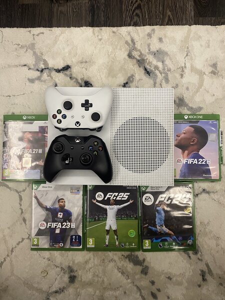 Xbox One S 1TB + 2 controllere + FIFA 21-25